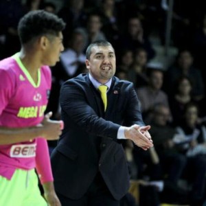 开云体育网站官方入口-约基奇恩师空降金州 为培养怀斯曼勇士操碎了心